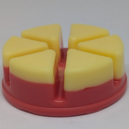 highland rose melts, wax melt rhubarb and custard side view